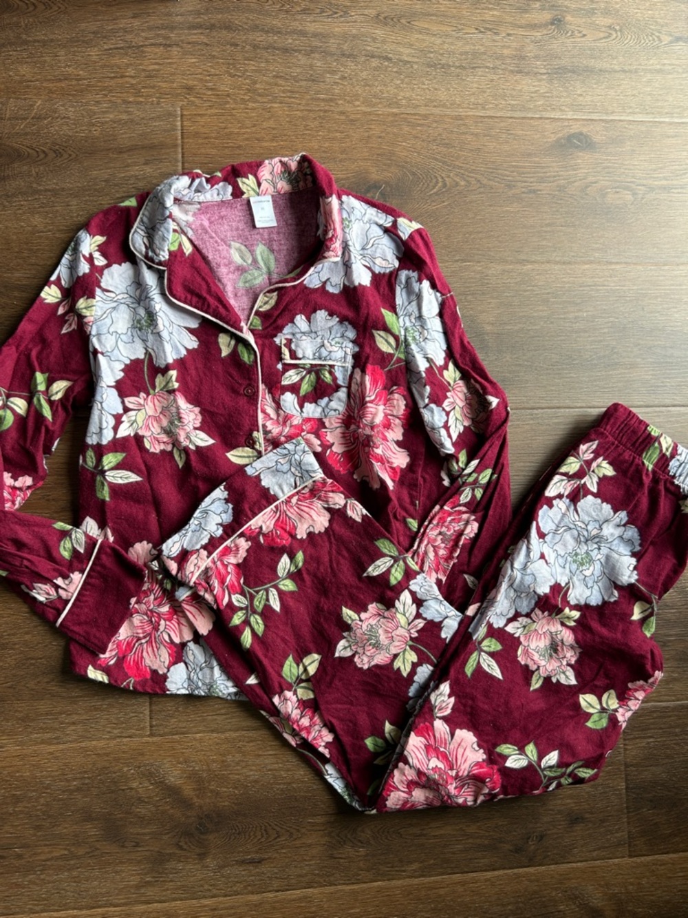 Liz Claiborne Floral Pajama Set | Floral Pajamas | Floral PJs | Pajama Set | PJs